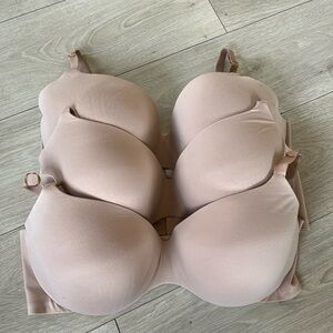 Incredible by Victoria’s Secret lined Demi 3 pack bra- 40DDD